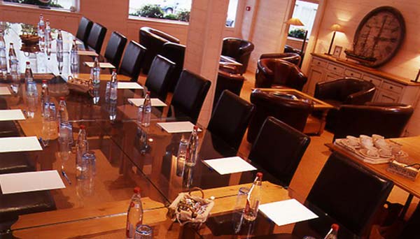 Le Havre, salle de réunion de l'hôtel Vent d'Ouest | © VENT D'OUEST Le Havre, salle de réunion de l'hôtel Vent d'Ouest